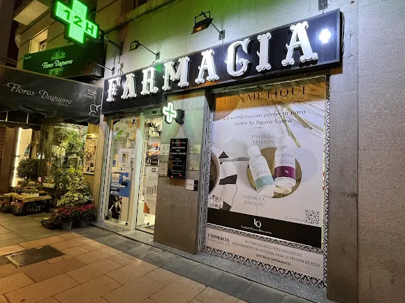 Farmacia Velázquez 20 - Eugenia Frattini y de Castejón-Narvaiza