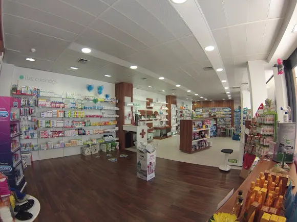 Farmacia Village. Farmacia 12 horas en Las Rozas - Las Rozas de Madrid