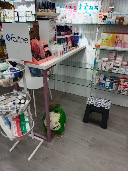 Farmacia San Emilio 8 - Farmacia en Madrid - foto 3