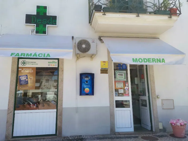 Farmácia Moderna - Farmacia en Fregeneda (La) - foto 2