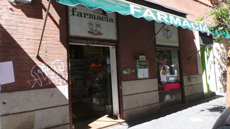 Farmacia Rosa Fernández Vegas - Farmacia en Madrid - foto 2