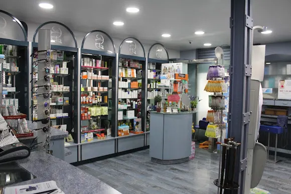 Farmacia Rios Rosas 50