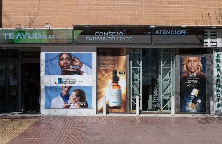 Farmacia La Vega 24 horas - Farmacia en Alcobendas - foto 3
