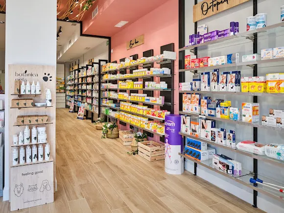 Farmacia PAU4. Lda. Mónica Romero Gutiérrez