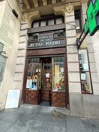 Antigua farmacia de la Reina Madre - Madrid