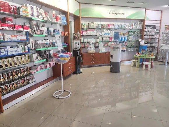 Farmacia Meco / Farmacia Elena Manso Cascajero