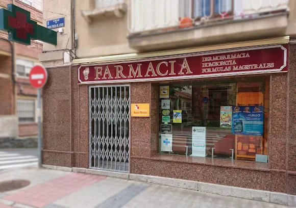 Farmacia Hernández López y Useros Cb