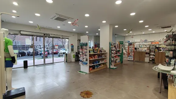 FARMACIA AVENIDA MADRID 70
