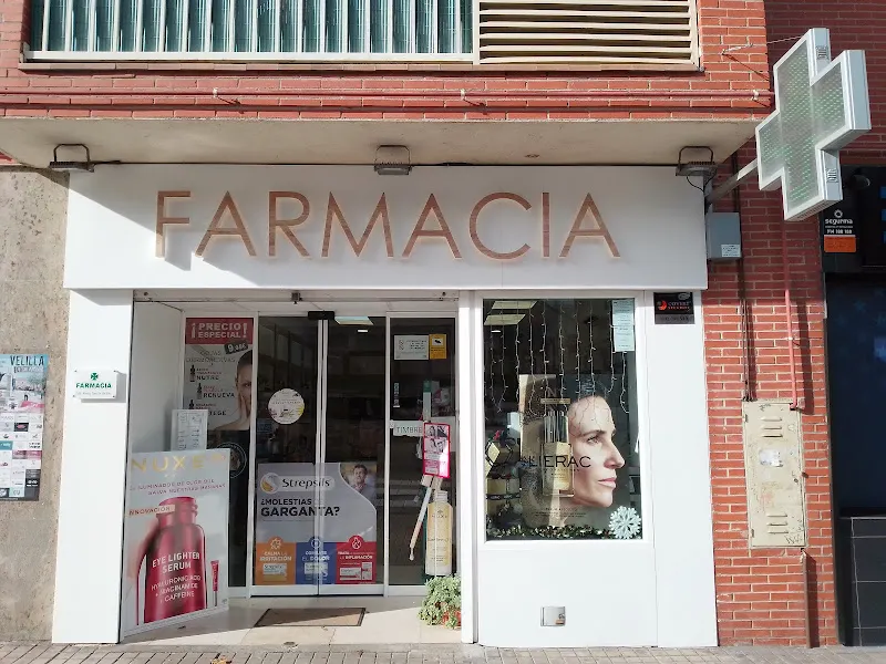 Farmacia Rocío García de Paz - Farmacia en Velilla de San Antonio - foto 2