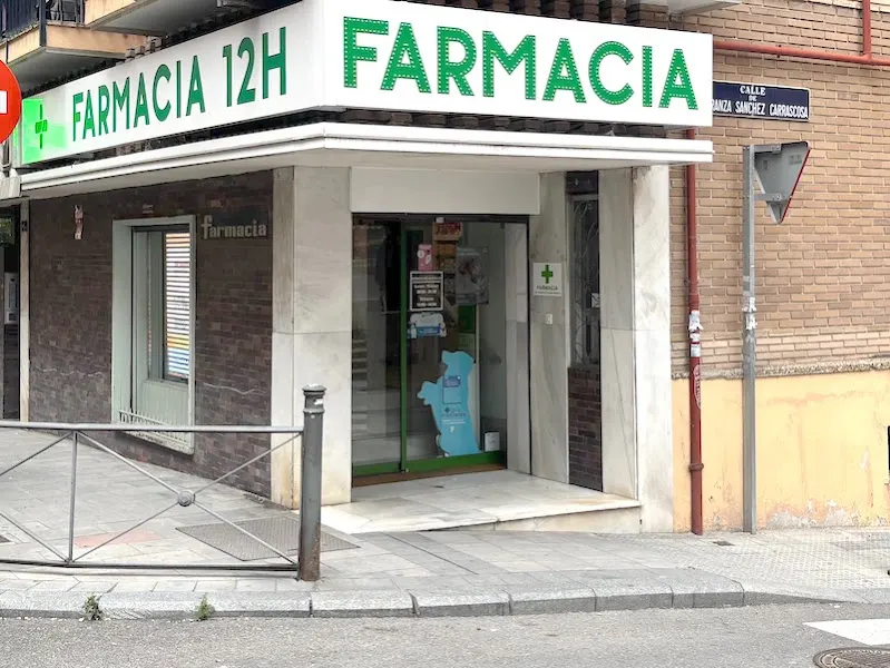 Farmacia Capitán Blanco - Farmacia en Madrid - foto 2
