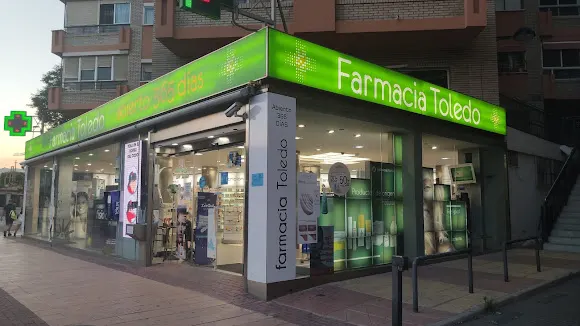Farmacia César Toledo Romero