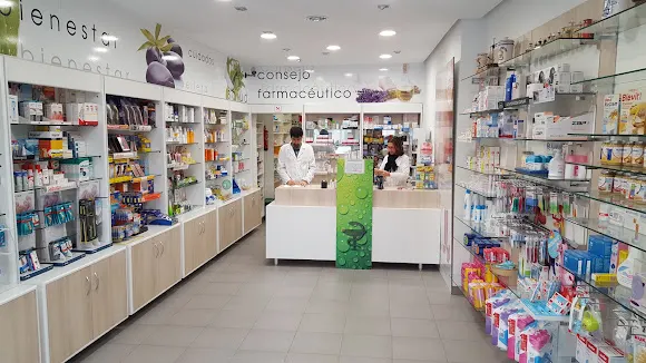 María José Azcona Beguiristain - Farmacia en Arcos (Los)