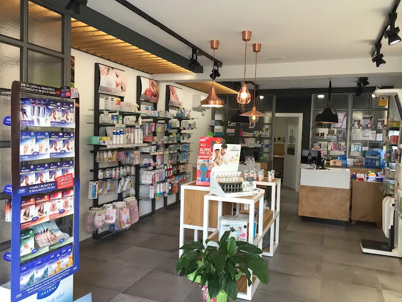 Farmacia Ana María Puchol Enguídanos - Domeño - Domeno