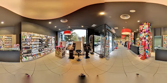 Farmacia "Leticia Santamaría"