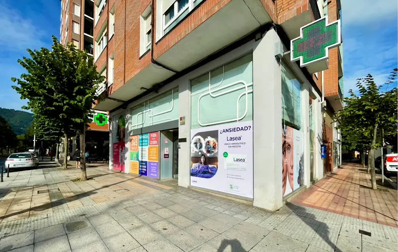 Farmacia "Aritz de la Presa Unanue" - Farmacia en Barakaldo - foto 2
