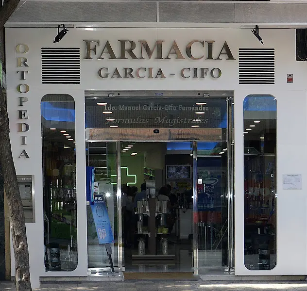 Farmacia Ortopedia y Centro Auditivo García Cifo - Farmacia en Albacete - foto 2