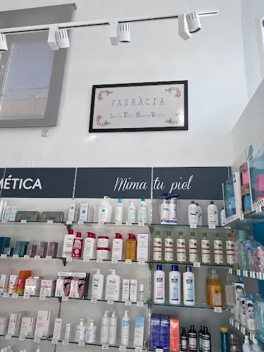Farmacia de Alcalalí. Lda. Elena Montaner Vicens