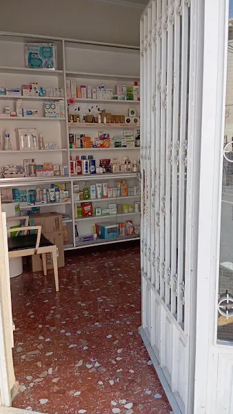 Farmacia Ldo Amador Tortosa - Farmacia en Alguena - foto 2