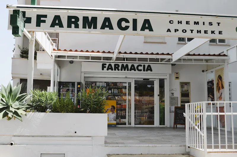 FARMACIA MAGDALENA LLORET GORGOLL - Farmacia en Altea - foto 3
