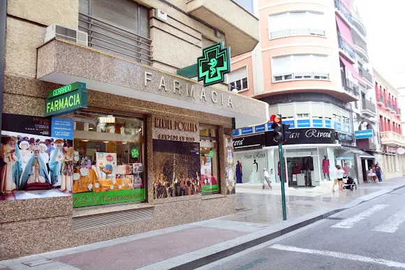 Farmacia Pomares desde 1888 Glorieta