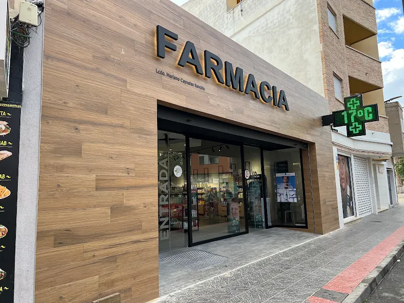 Farmacia Mariano Cayuelas - Farmacia en Rafal - foto 2