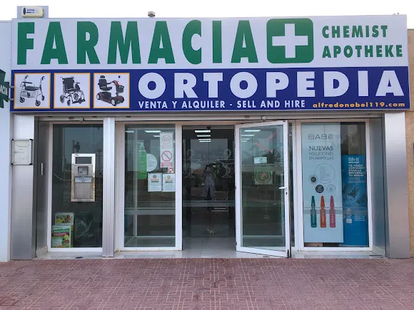 Farmacia Las Calas. Ldo. Juan Manuel Núñez-Cacho Canales - Farmacia en Torrevieja
