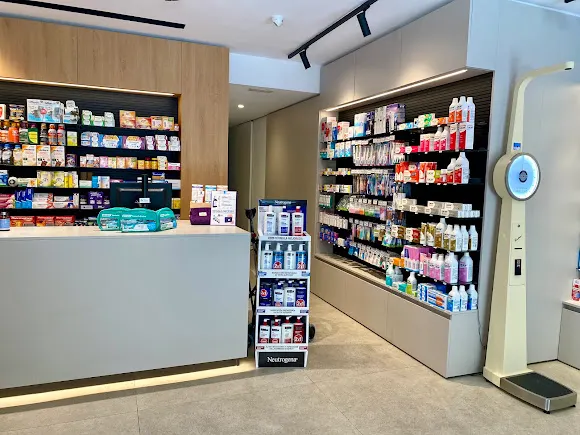 Farmacia Canalejas. Ldo. Pedro Belda Calatayud