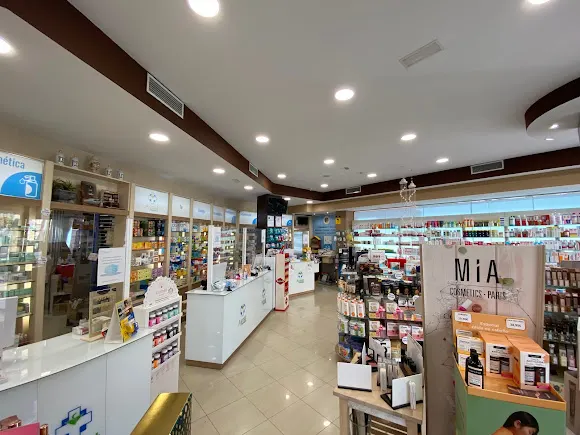 Farmacia Aynat 12 HORAS - Almería