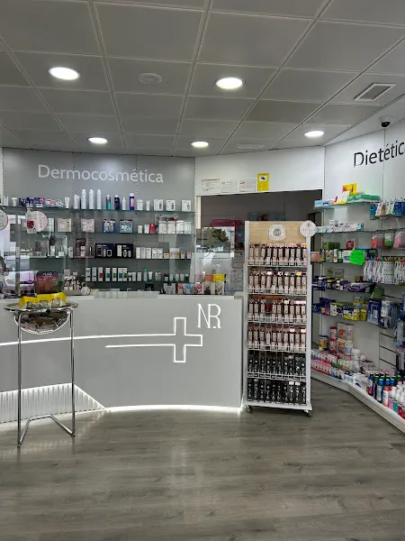 Farmacia Elisa Belmonte - Farmacia en Vera - foto 2