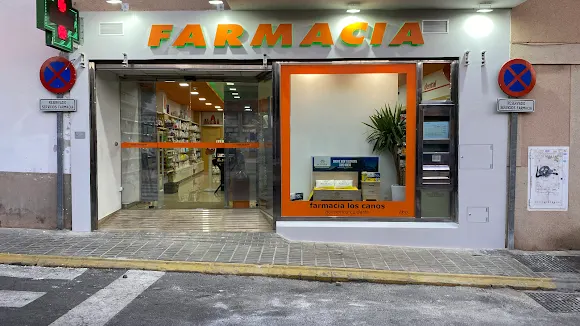 Farmacia Los Canos, Lda. Rosa María López Gómez