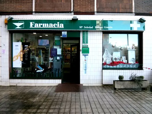 Farmacia Mª Soledad Robles Granda