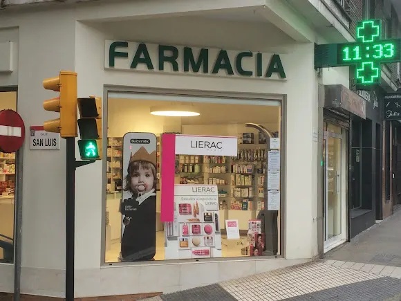 Farmacia Zarracina (Lda. Rocío Calbo Caballos)