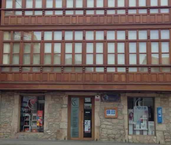 Farmacia Pablo Fidalgo Fernández - Farmacia en Penamellera Baja