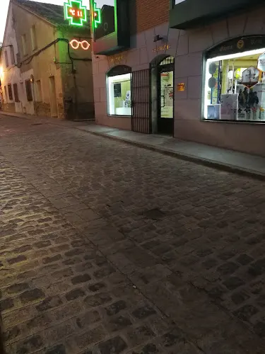 FARMACIA-OPTICA Garcia Reig