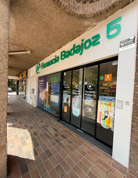 Farmacia Badajoz,5 - Farmacia en Madrid - foto 2