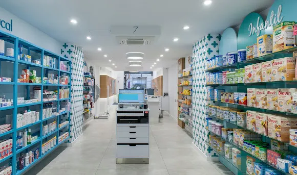 Farmacia Provença 156