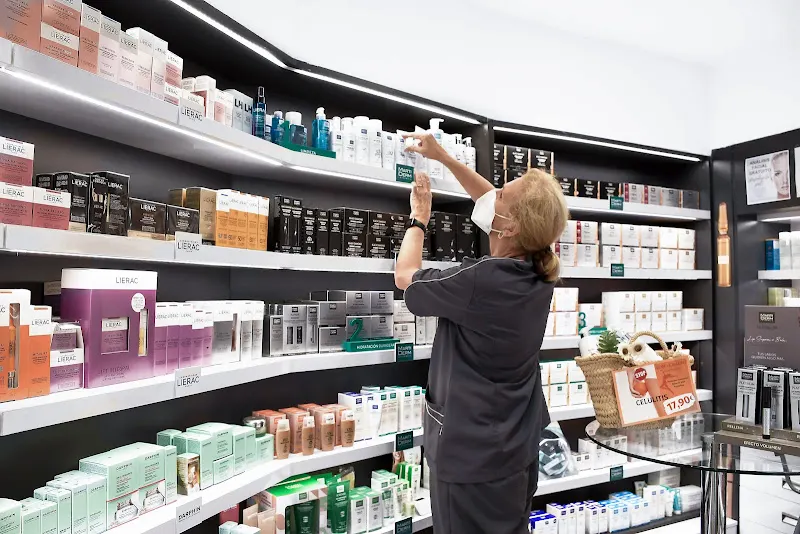 Farmàcia Martí Tor