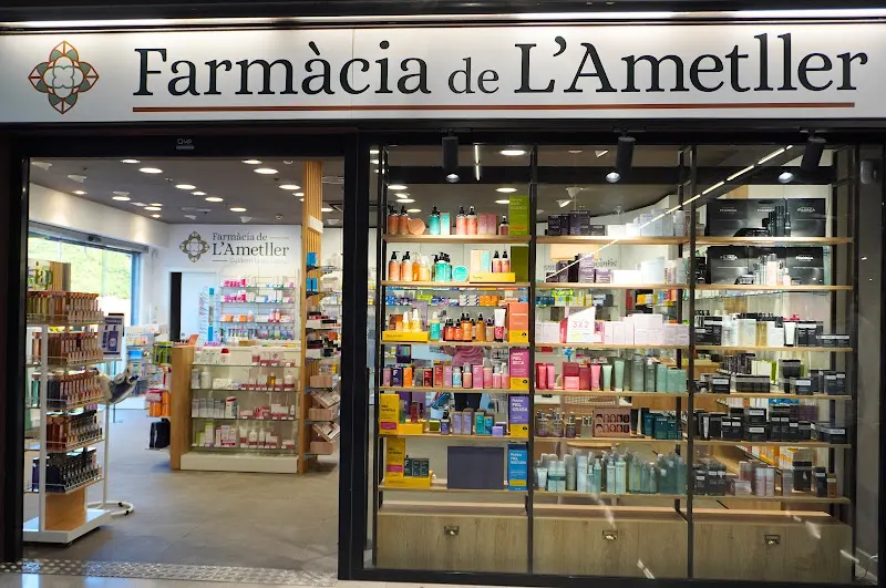 Farmàcia de l'Ametller - Manel Martínez Arenas - Caldes de Montbui - Farmacia en Caldes de Montbui - foto 2
