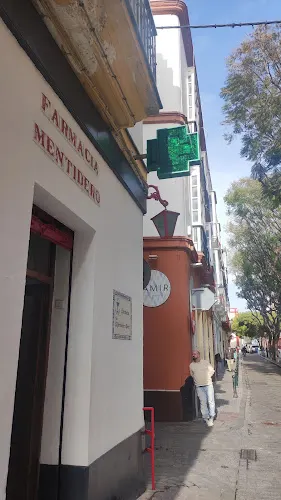 Farmacia Mentidero