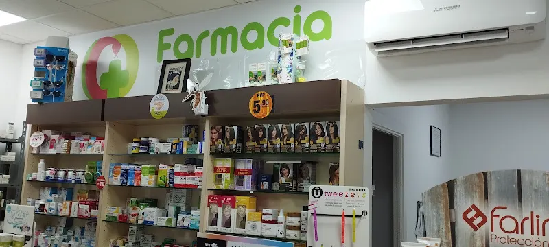Farmacia Eduardo Díaz Guillén - Farmacia en Cabezarrubias del Puerto - foto 2