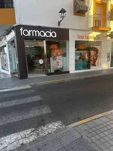 Farmacia Los Bombos