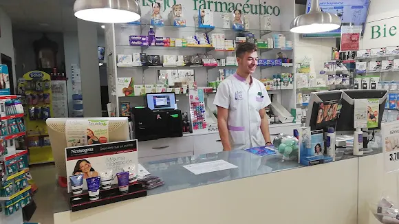 Farmacia San Jose, Lda Mª Angeles Villafranca