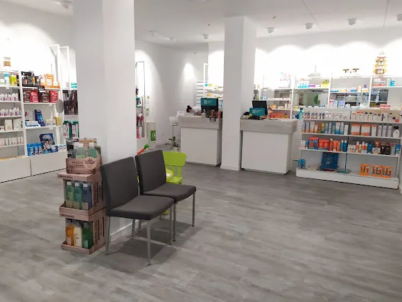 FARMACIA CLARA THIÓ I PERA