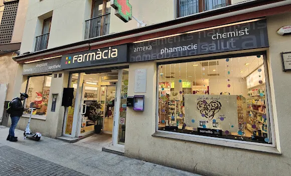 Farmacia Lourdes Vázquez Ruiz