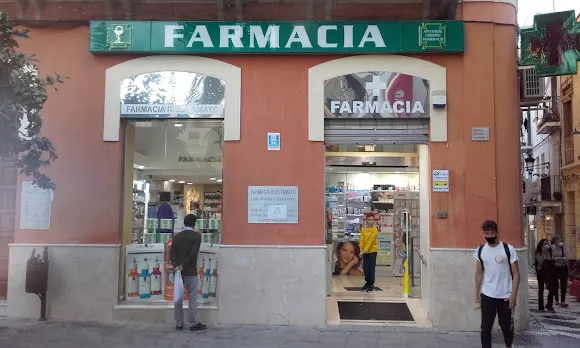 Farmacia Ríos Tamayo - Plaza Ayuntamiento - Almuñécar