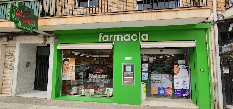 Mónica Susana Pérez Torres - Farmacia en Guadix - foto 2