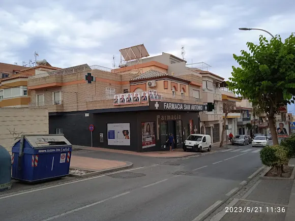 Farmacia San Antonio – Lda. Yolanda Escámez - Motril