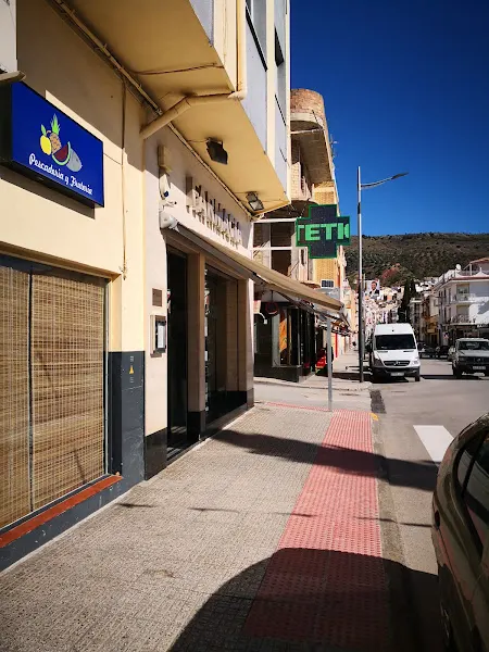 Farmacia Cárdenas - Farmacia en Huelma - foto 2