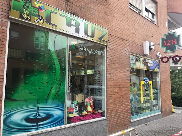 Farmacia Cruz Optica Ortopedia Lacoma - Madrid