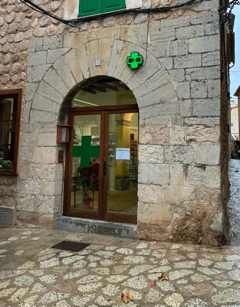 Farmàcia - Farmacia en Fornalutx - foto 2